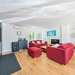 ★ Luxury Oxford Apartment ★ Sleeps 4, Free Parking