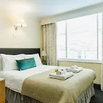 George Oxford Hotel