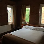 The Jericho Hotel