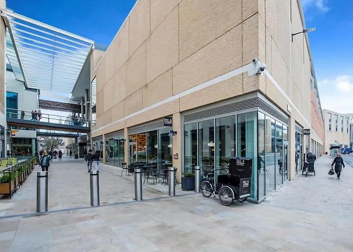 Oxfordshire Living - The Tolkien Apartment - Oxford