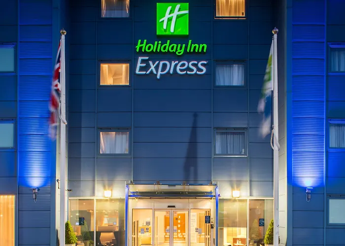 Holiday Inn Express Oxford Kassam Stadium By Ihg