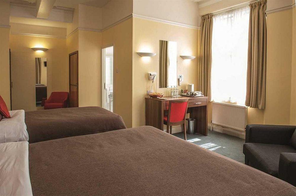 Royal Hotel