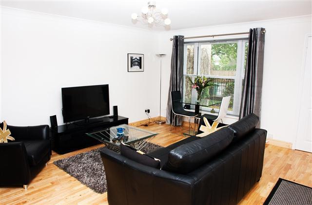 Apartment Flat 4 Summertown Court