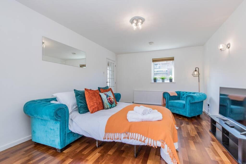 Stylish Townhouse In The Heart Of Summertown Oxford