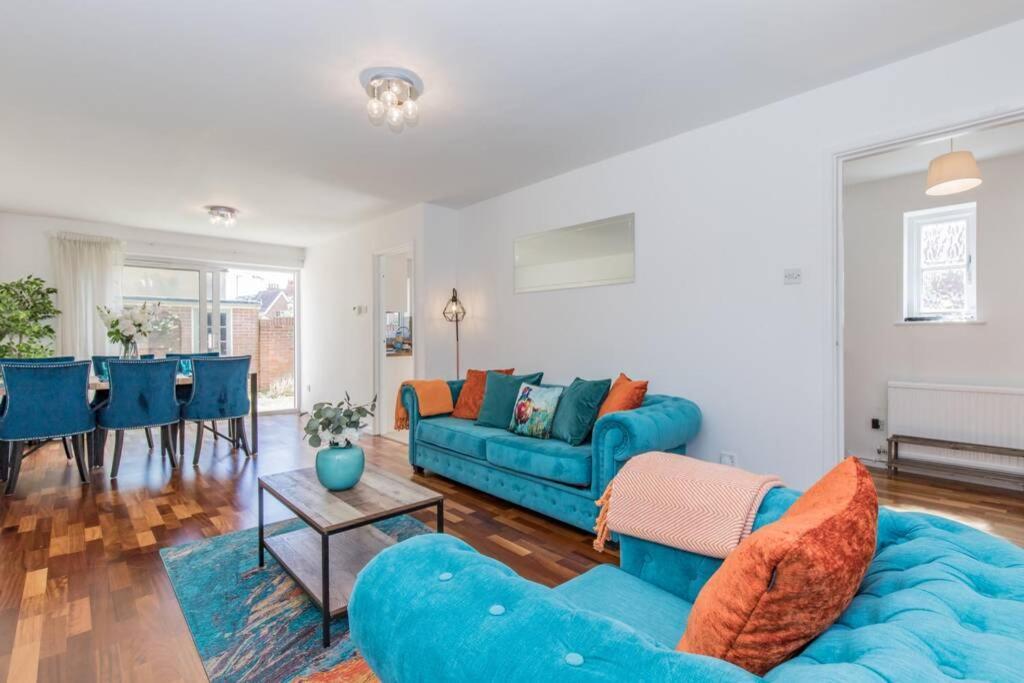 Stylish Townhouse In The Heart Of Summertown