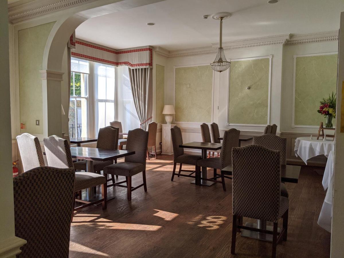 Cotswold Hotel