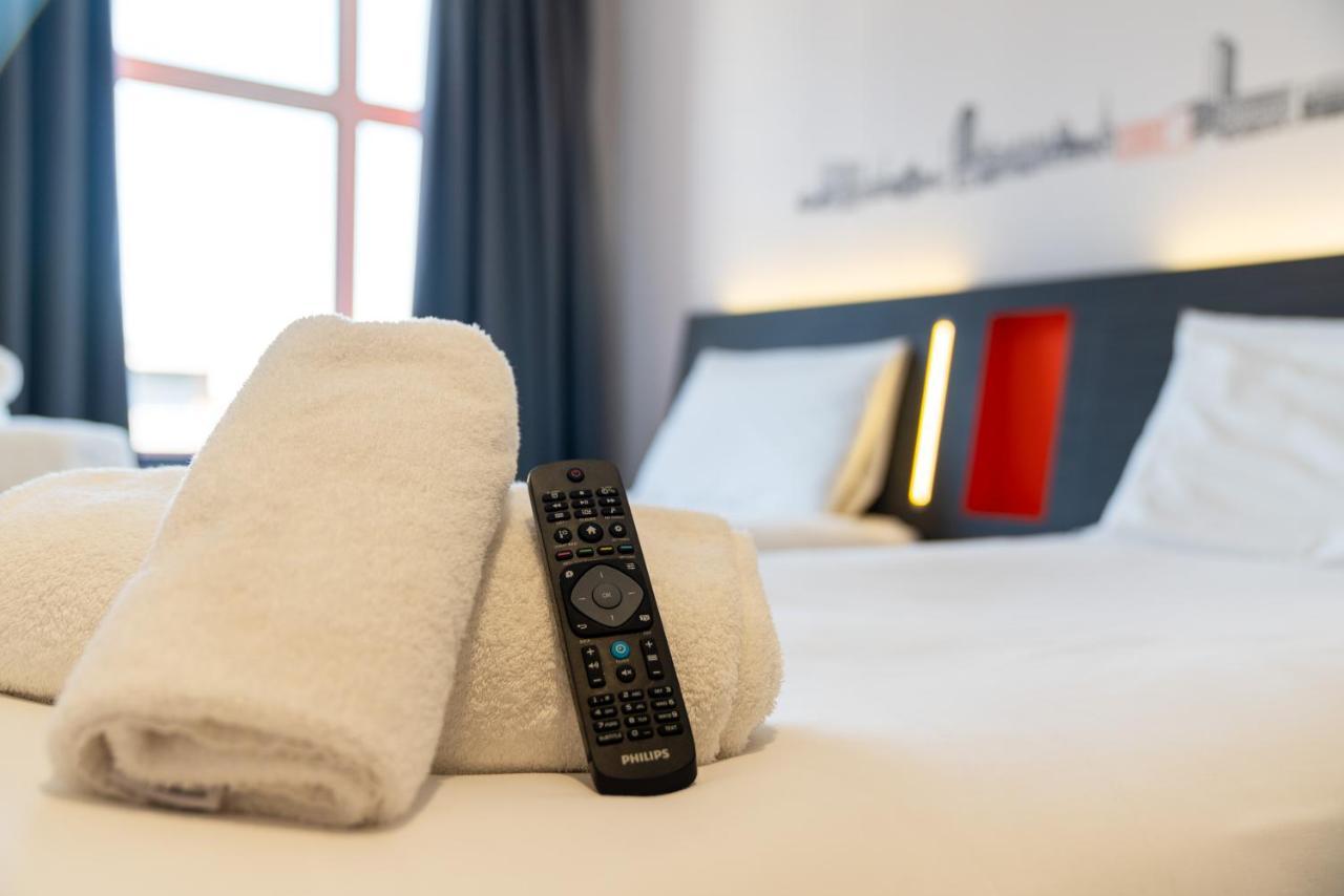 Easyhotel Hotel 3*