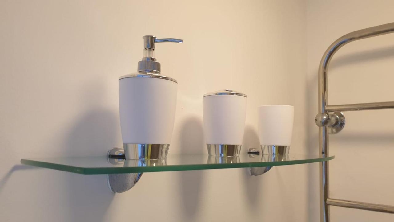 Apartment Opulent Luxe Cowley