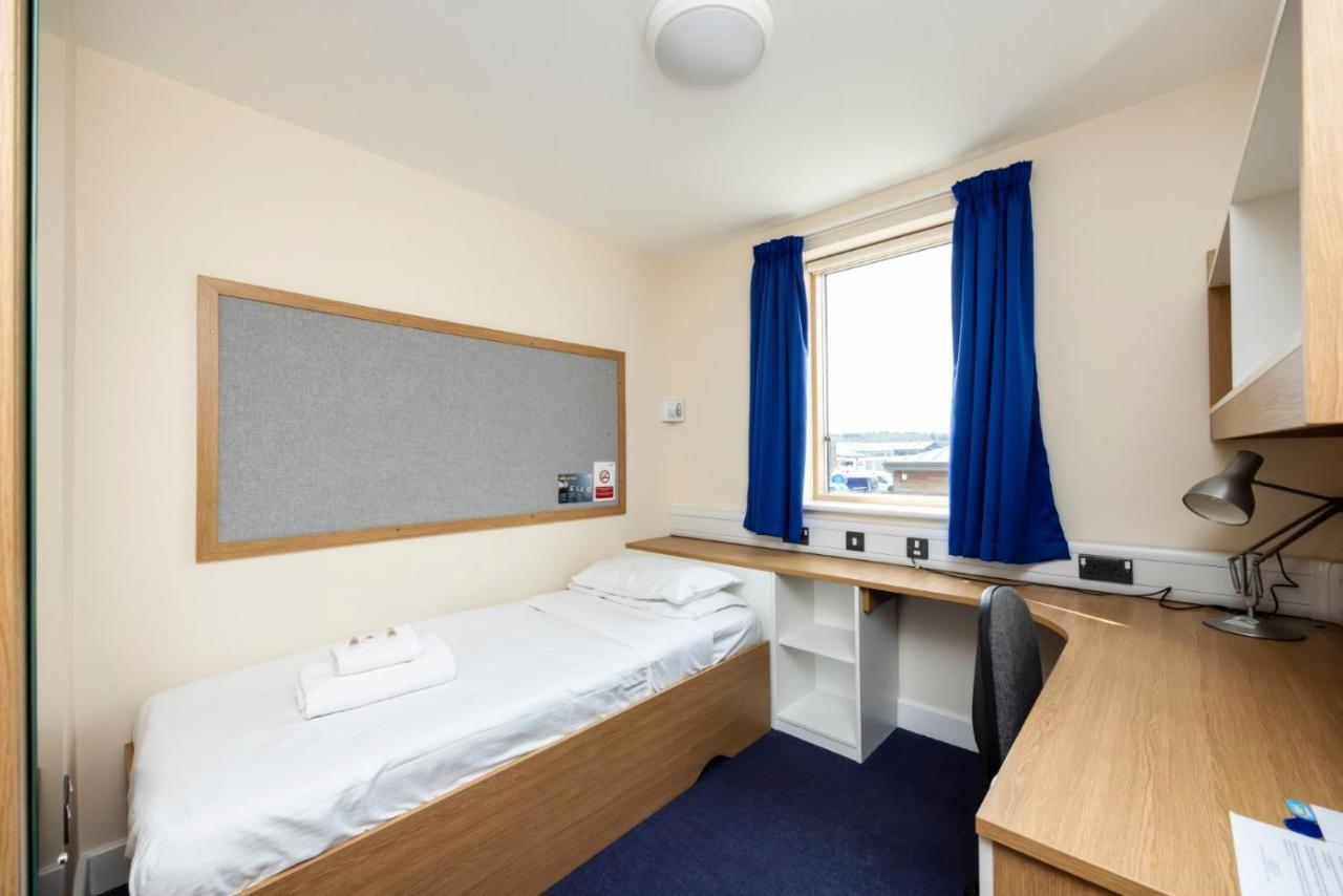 Hostel Ensuite At Westminster Hall, - Sk
