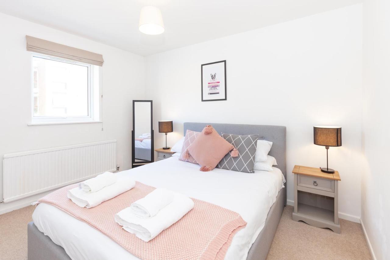 Stylish Townhouse In The Heart Of Summertown *