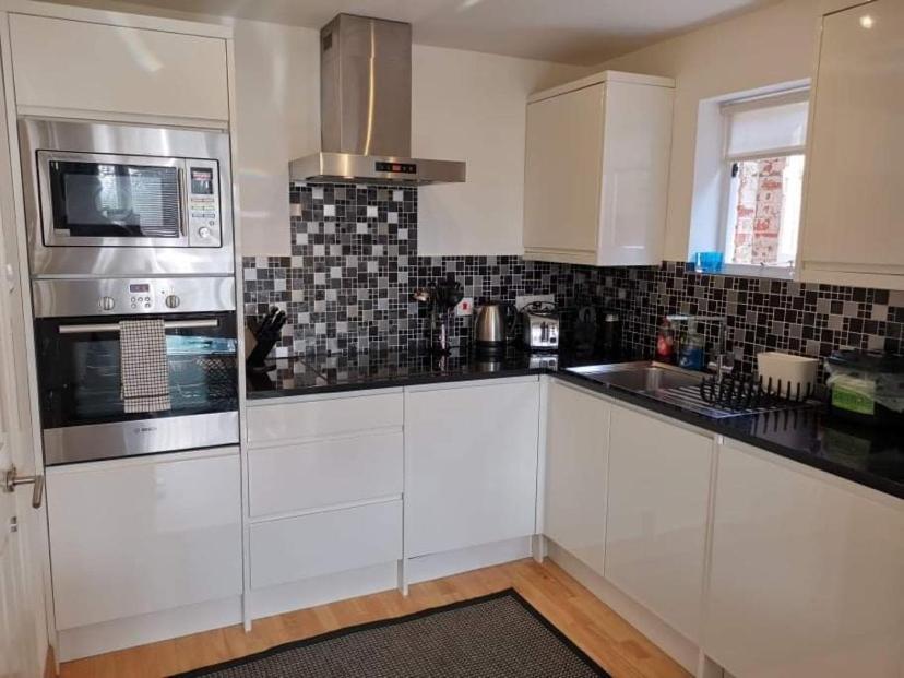 Flat 4 Summertown Court * Oxford