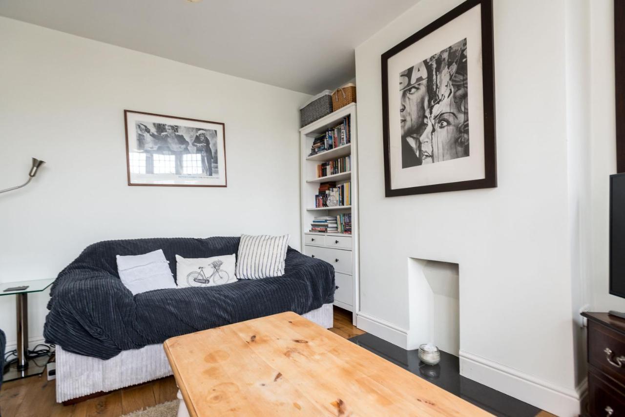 Orchard - 3 Bedroom House Headington & Parking & Garden Holiday home