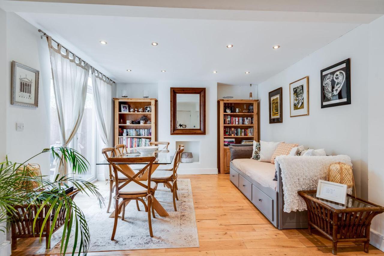 Holiday home Orchard - 3 Bedroom House Headington & Parking & Garden