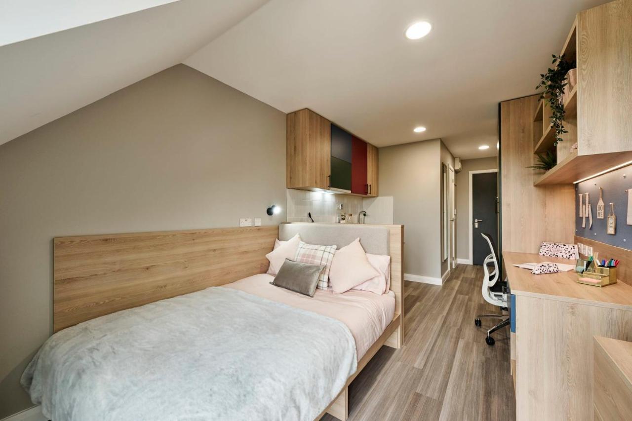 Apartment At Spireworks Minutes Away From Centre Oxford