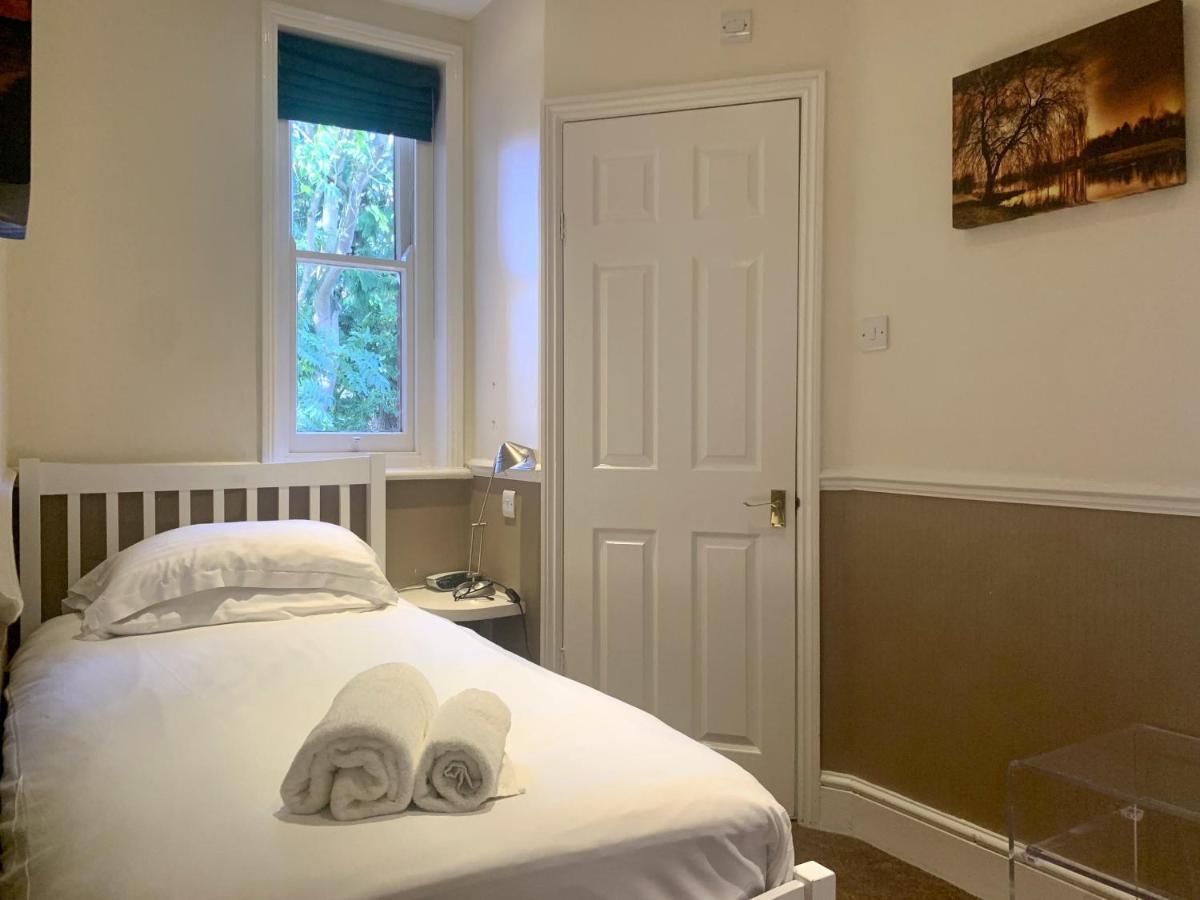 100 Banbury Road - Formerly Parklands Bed & Breakfast