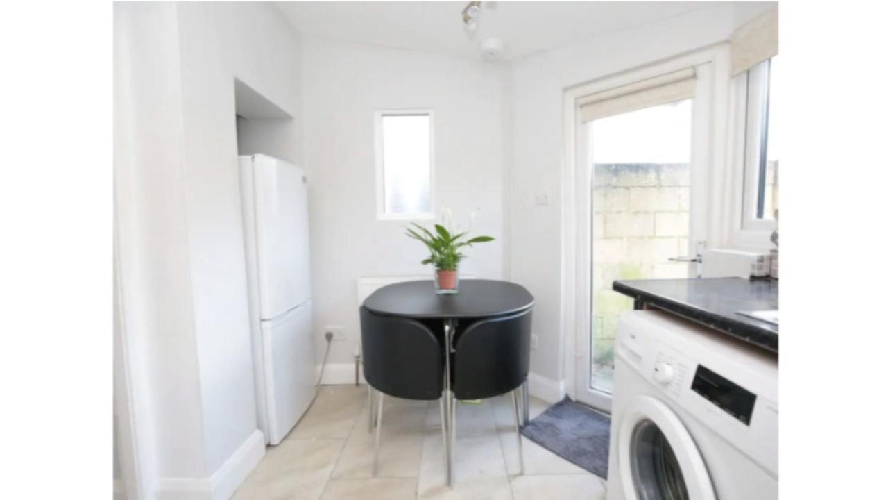 Pass The Keys For 8 Parking - Trendy East * Oxford