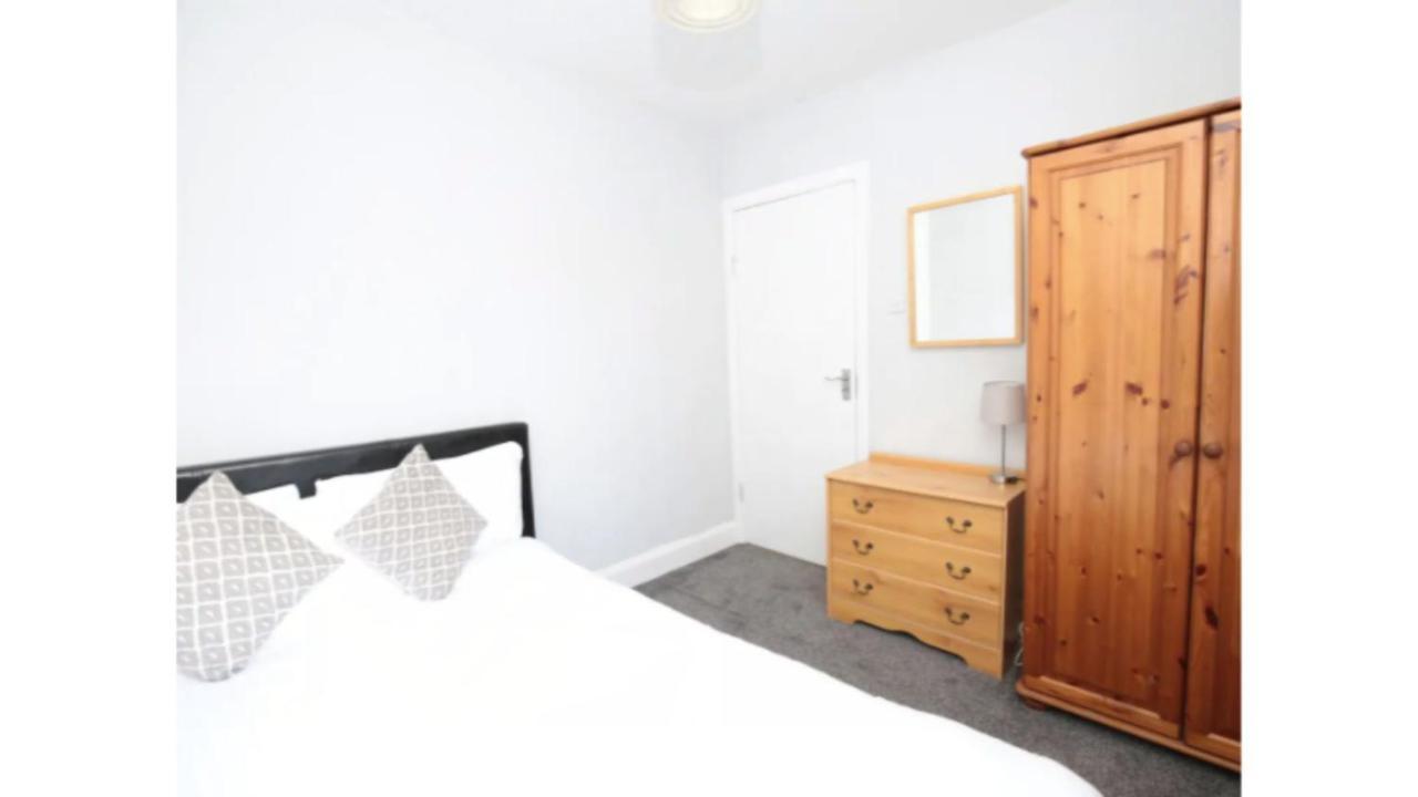 Pass The Keys For 8 Parking - Trendy East Oxford