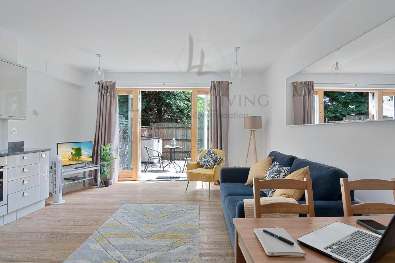 The Wharf - Centre With Garden At Lyter Living Serviced Apartment *