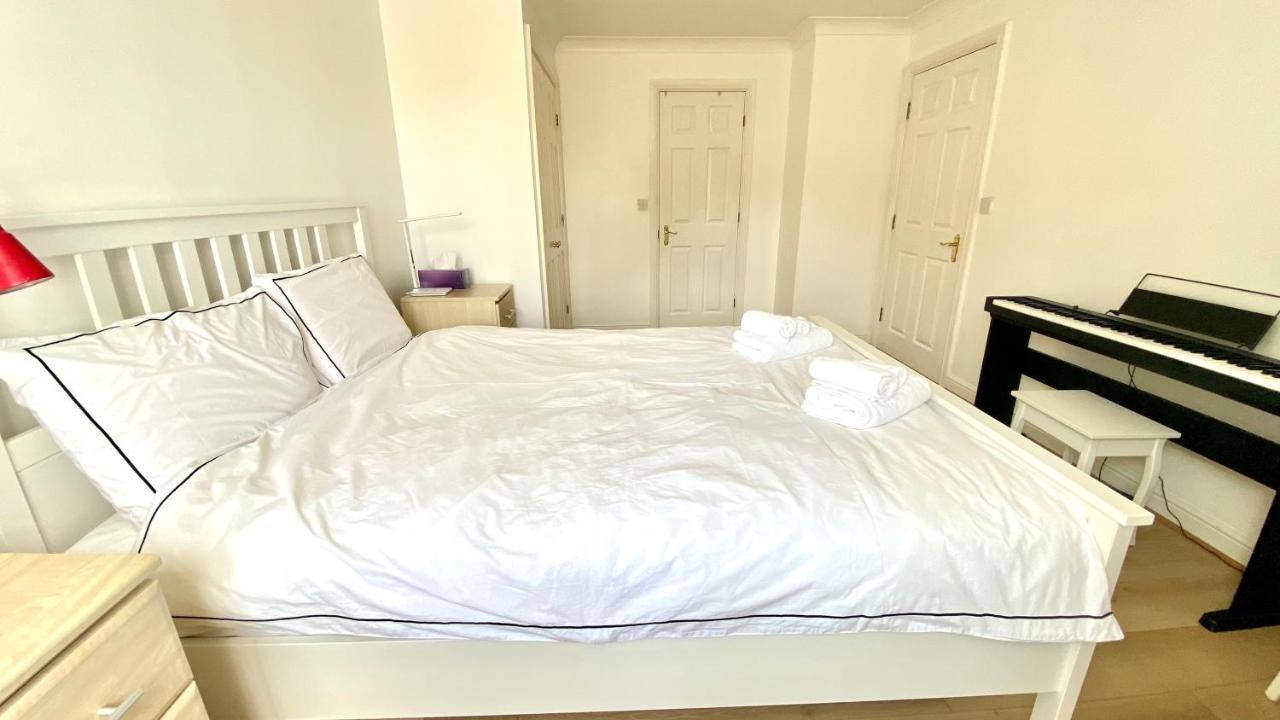 Sweet 2 Double Bedrooms Free Parking Summertown, Apartment *