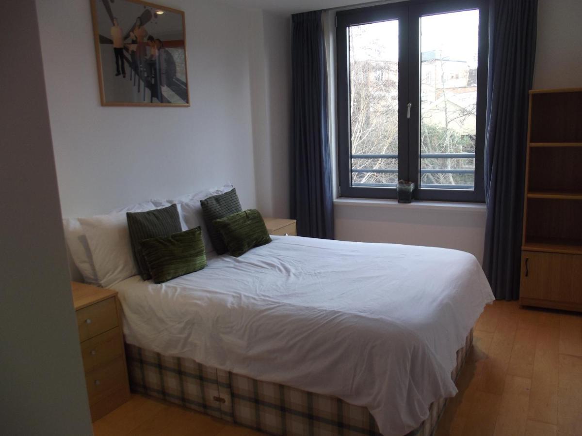 Apartment: Jericho 2br With Parking Near Transport