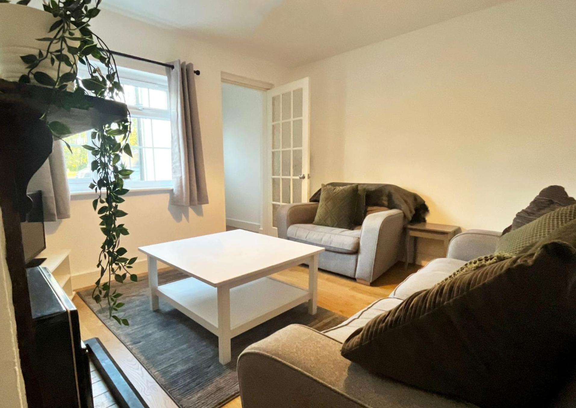 - Private House With Garden & Parking 16 Oxford