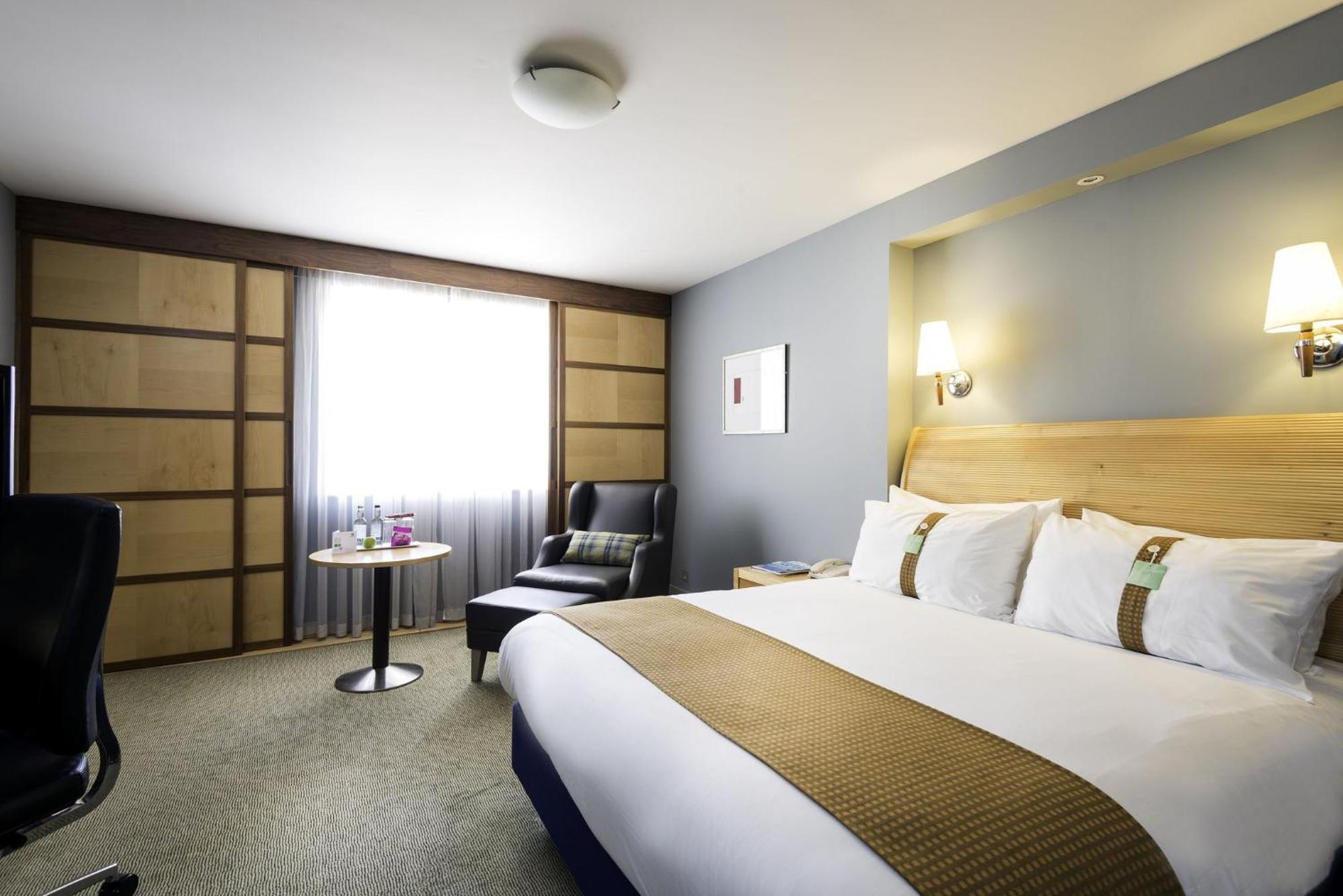 By Ihg Hotel