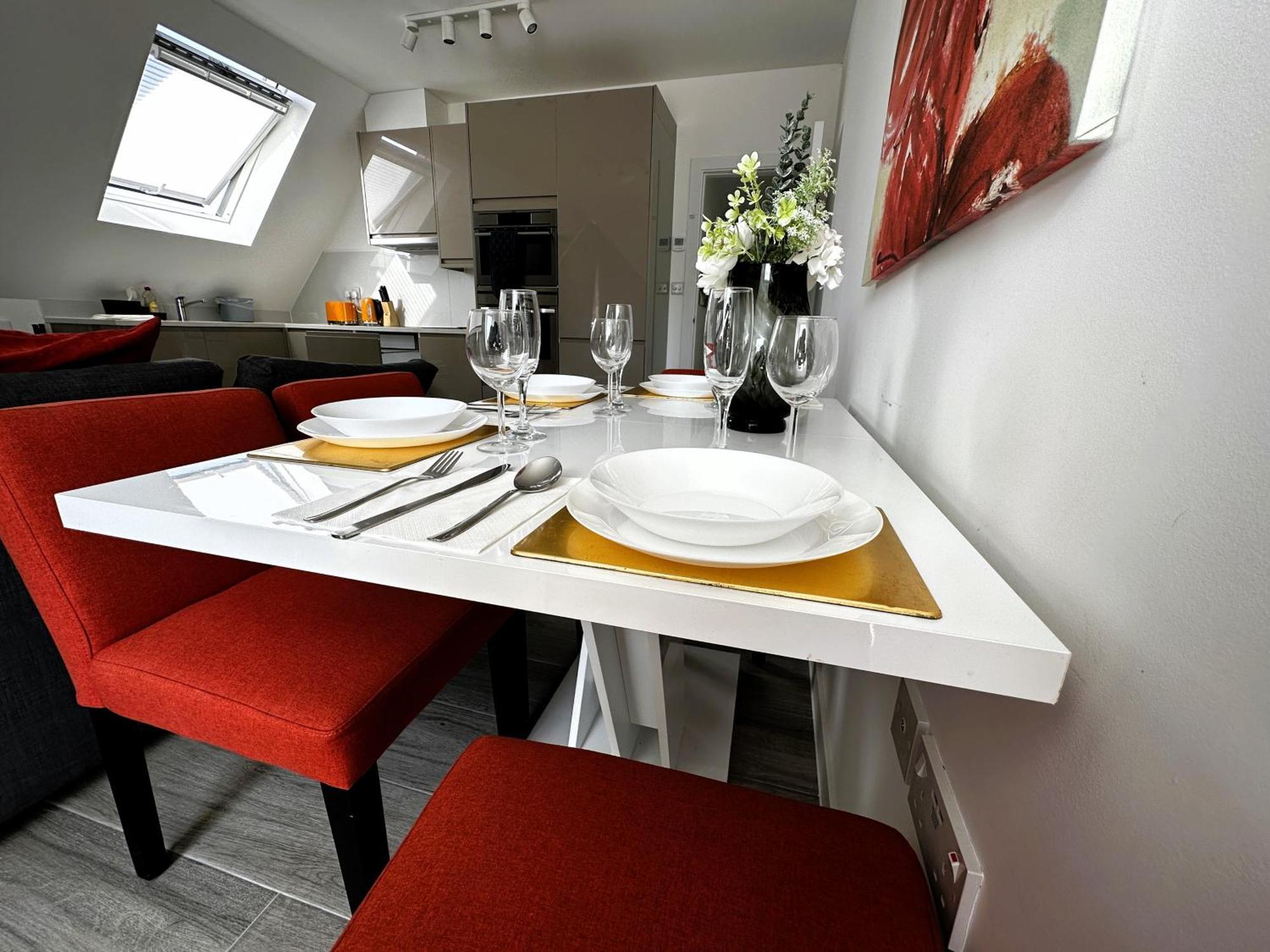 Paradigm Court, Brand New 1-bedroom Flat