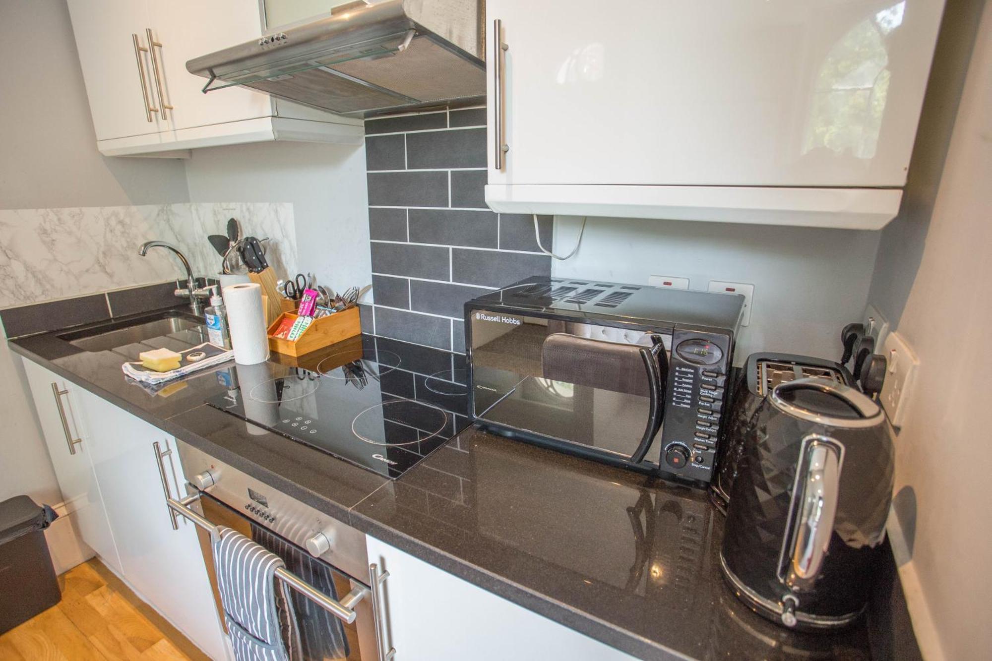 Cosy, Flat For Up To 4 With Park View Apartment