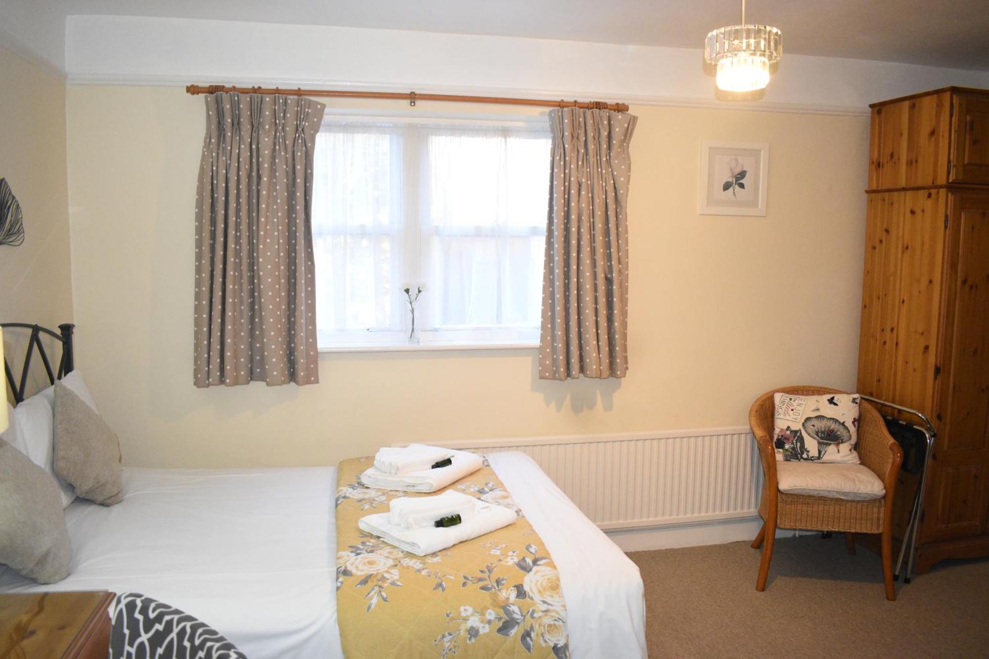 Pickwicks Bed & Breakfast