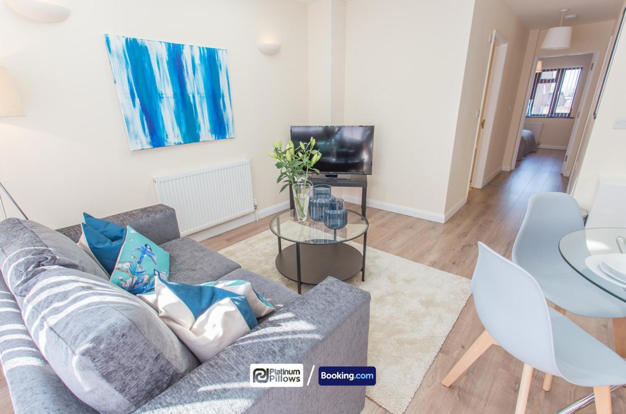 Weekly & Monthly Deals Available, Business & Leisure, 2 Bedroom Apartments, Oxford, Near John Radcliffe Hospital,