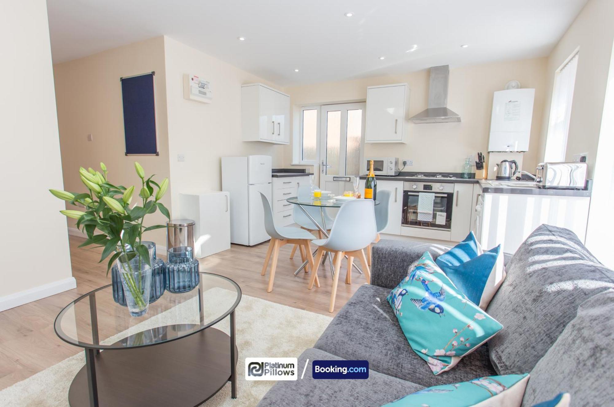 Weekly & Monthly Deals Available, Business & Leisure, 2 Bedroom Apartments, Oxford, Near John Radcliffe Hospital, * Oxford