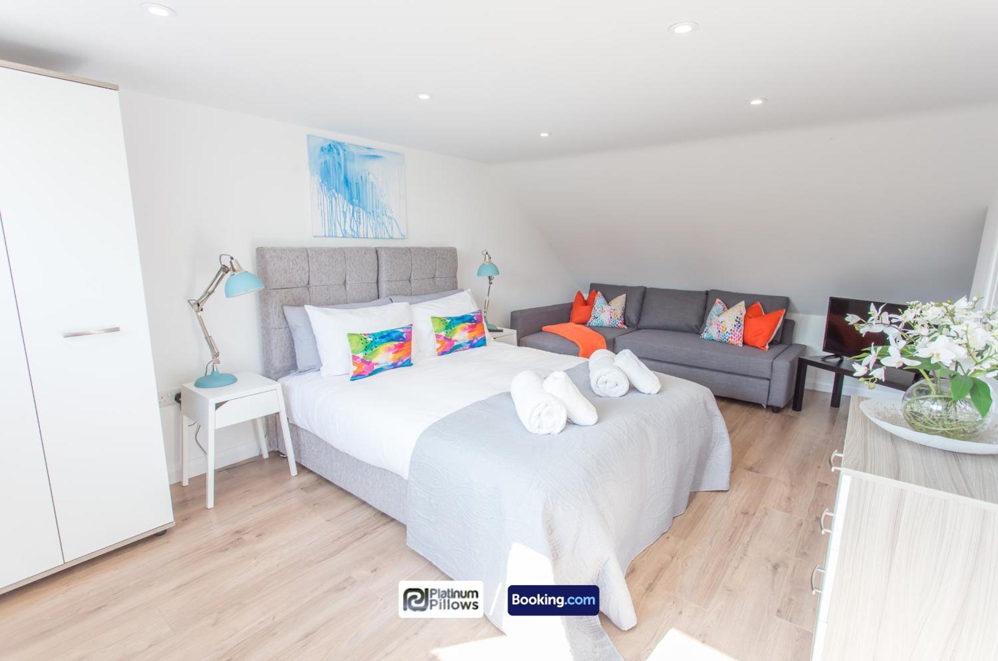 Weekly & Monthly Deals Available, Business & Leisure, 2 Bedroom Apartments, Oxford, Near John Radcliffe Hospital, * Oxford