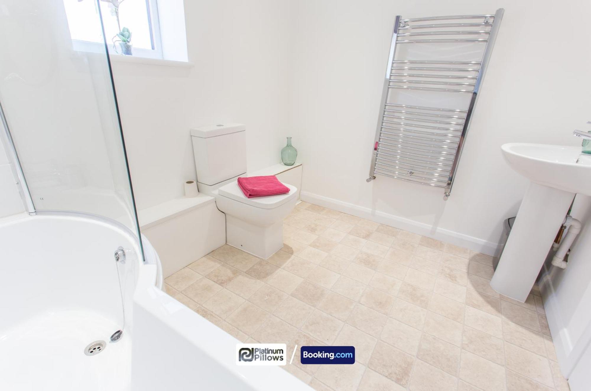 Weekly & Monthly Deals Available, Business & Leisure, 2 Bedroom Apartments, Oxford, Near John Radcliffe Hospital,