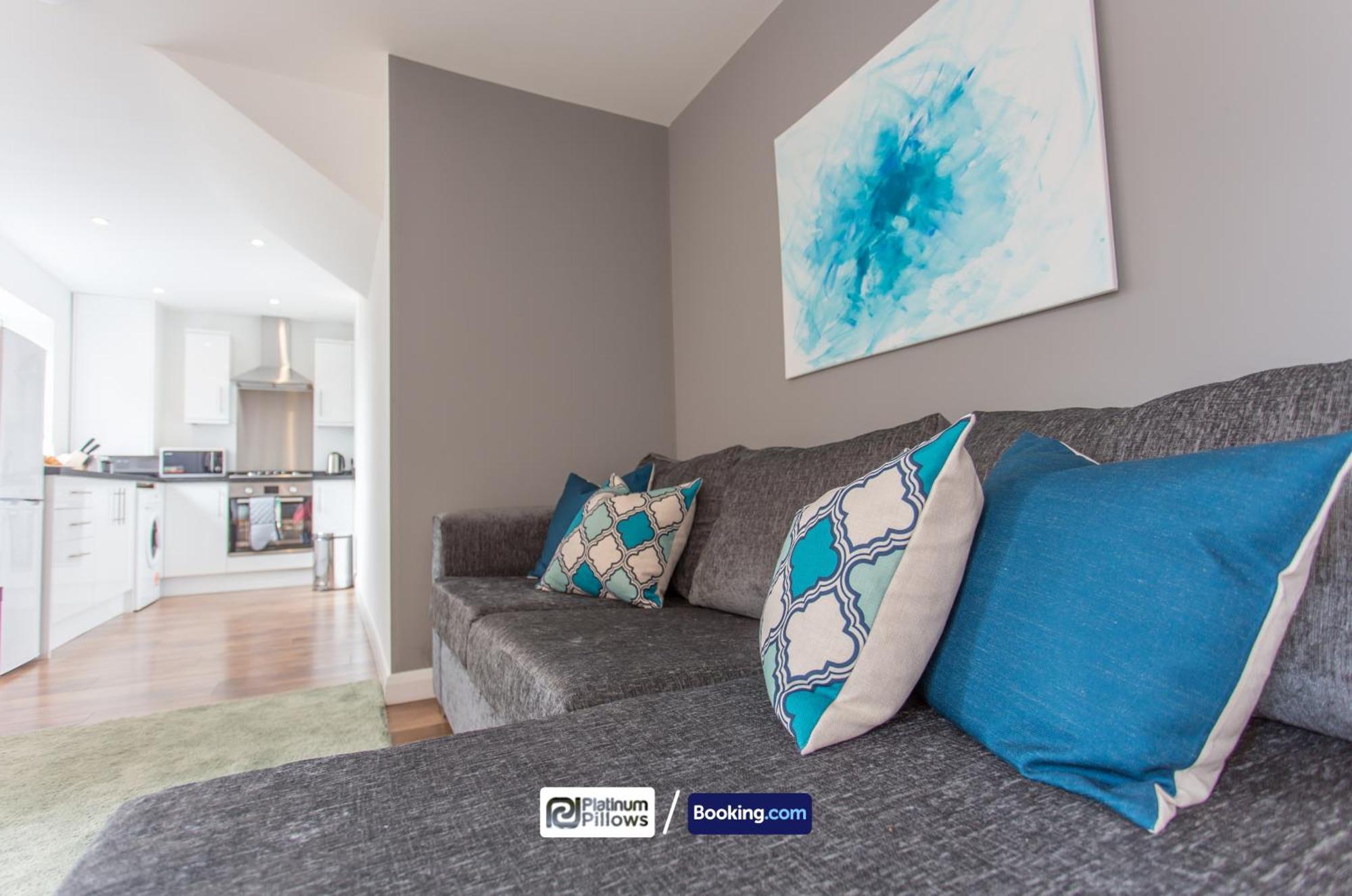 Modern 1br Apt, Near Hospitals And Science Park, Contractor & Family Apartment