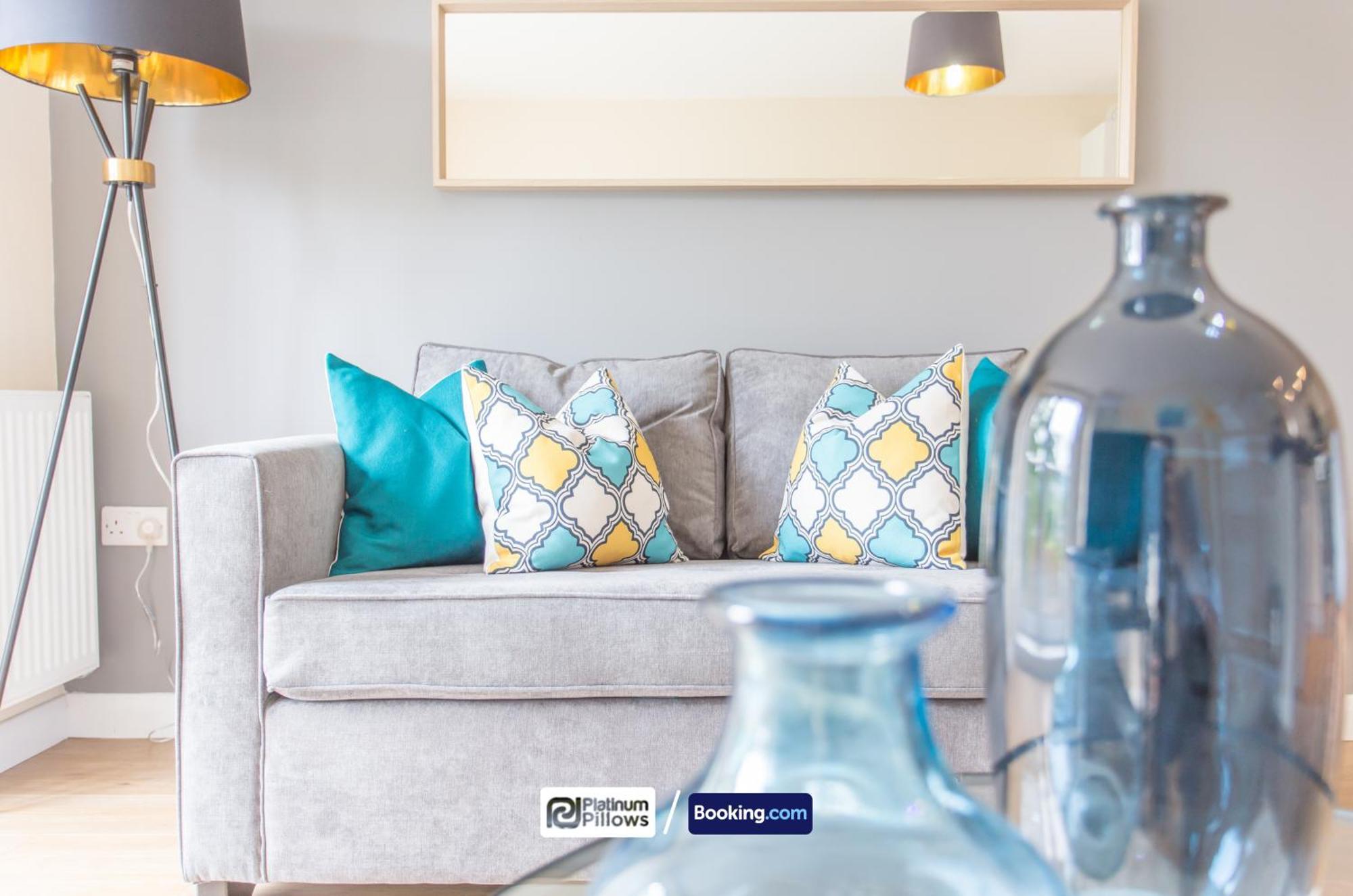 Apartment Modern 2 Bedroom Apartments, Near Headington Hospital, Families & Contractor With Parking Oxford