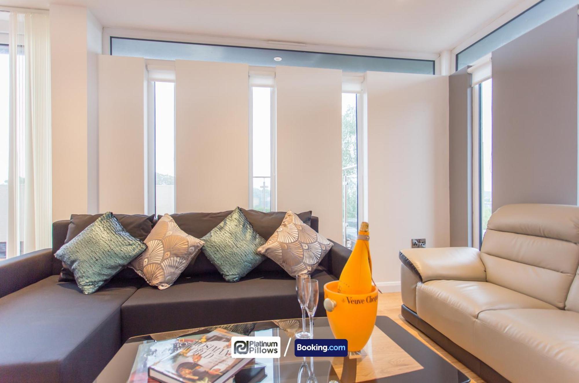 Apartment Modern 2 Bedroom Apartments, Near Headington Hospital, Families & Contractor With Parking Oxford