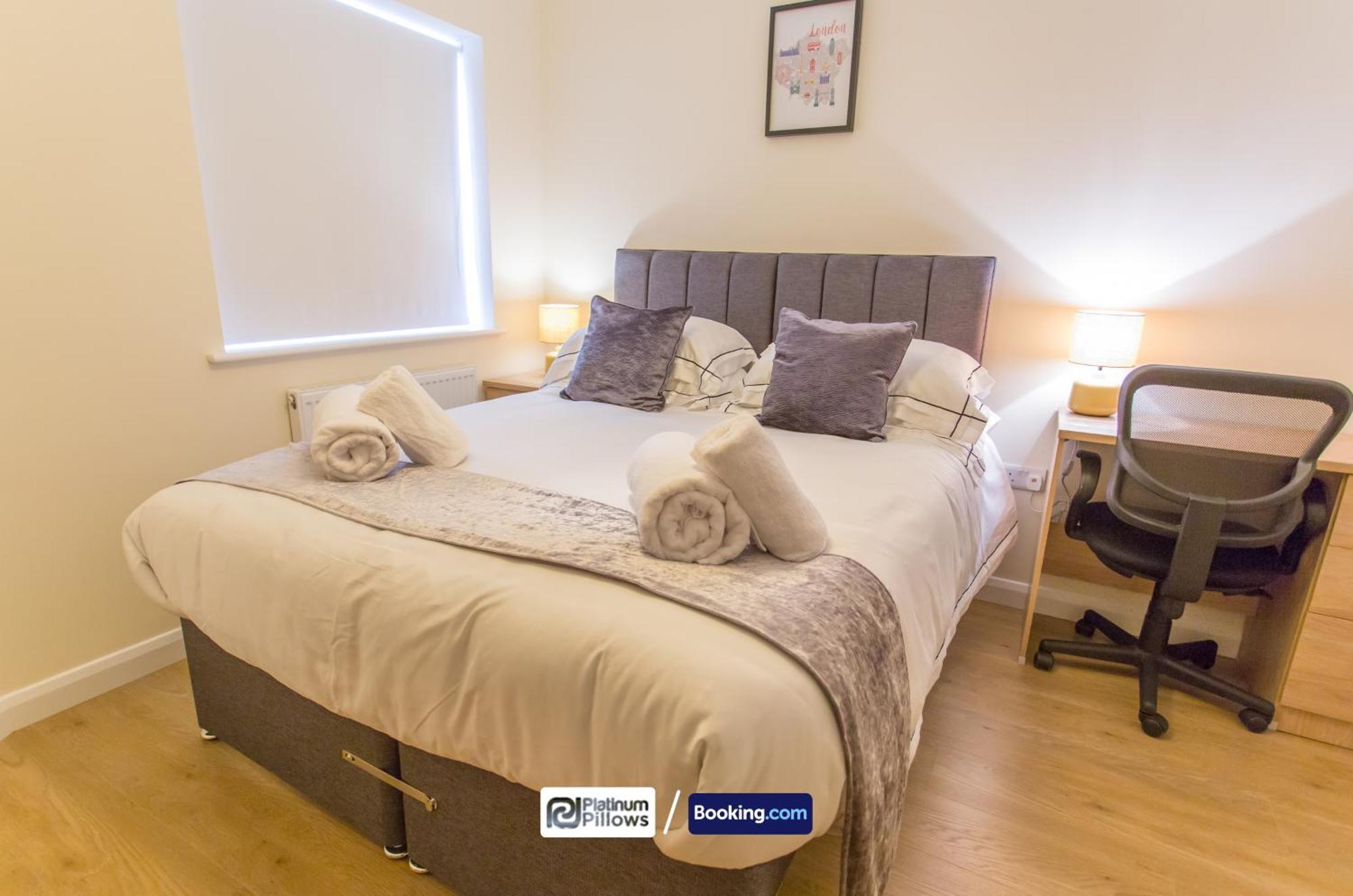 Modern 2 Bedroom Apartments, Near Headington Hospital, Families & Contractor With Parking * Oxford
