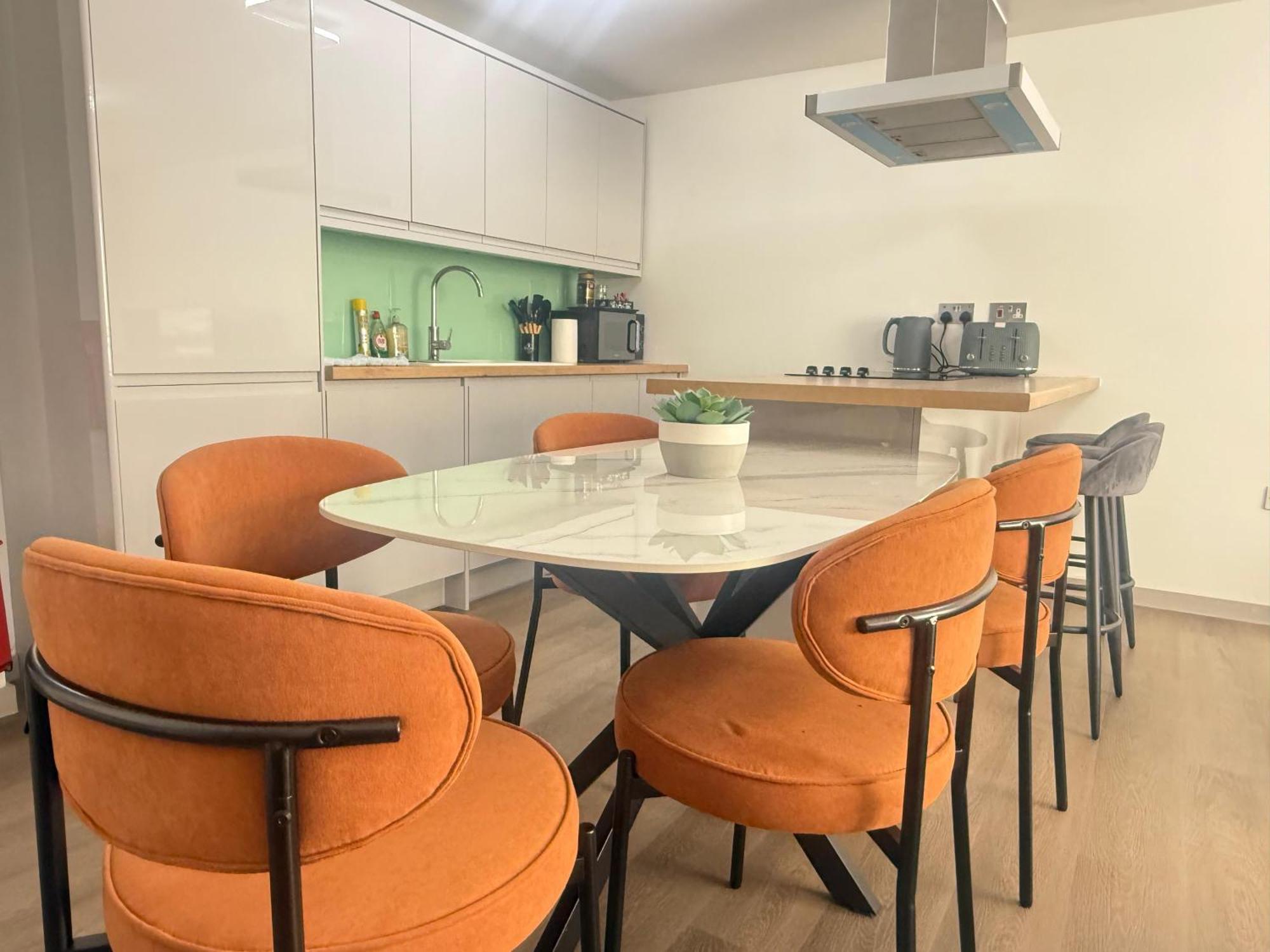 Horizon House, Luxury 2-bedroom Flat 3 * Oxford