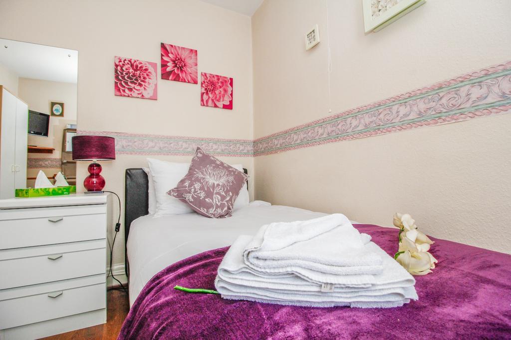 Guest house Harris Guest 3*
