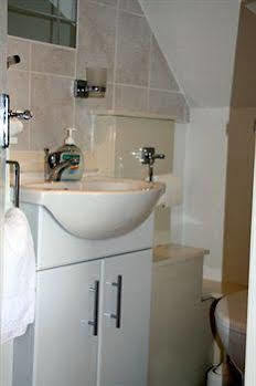 White House View Guest house