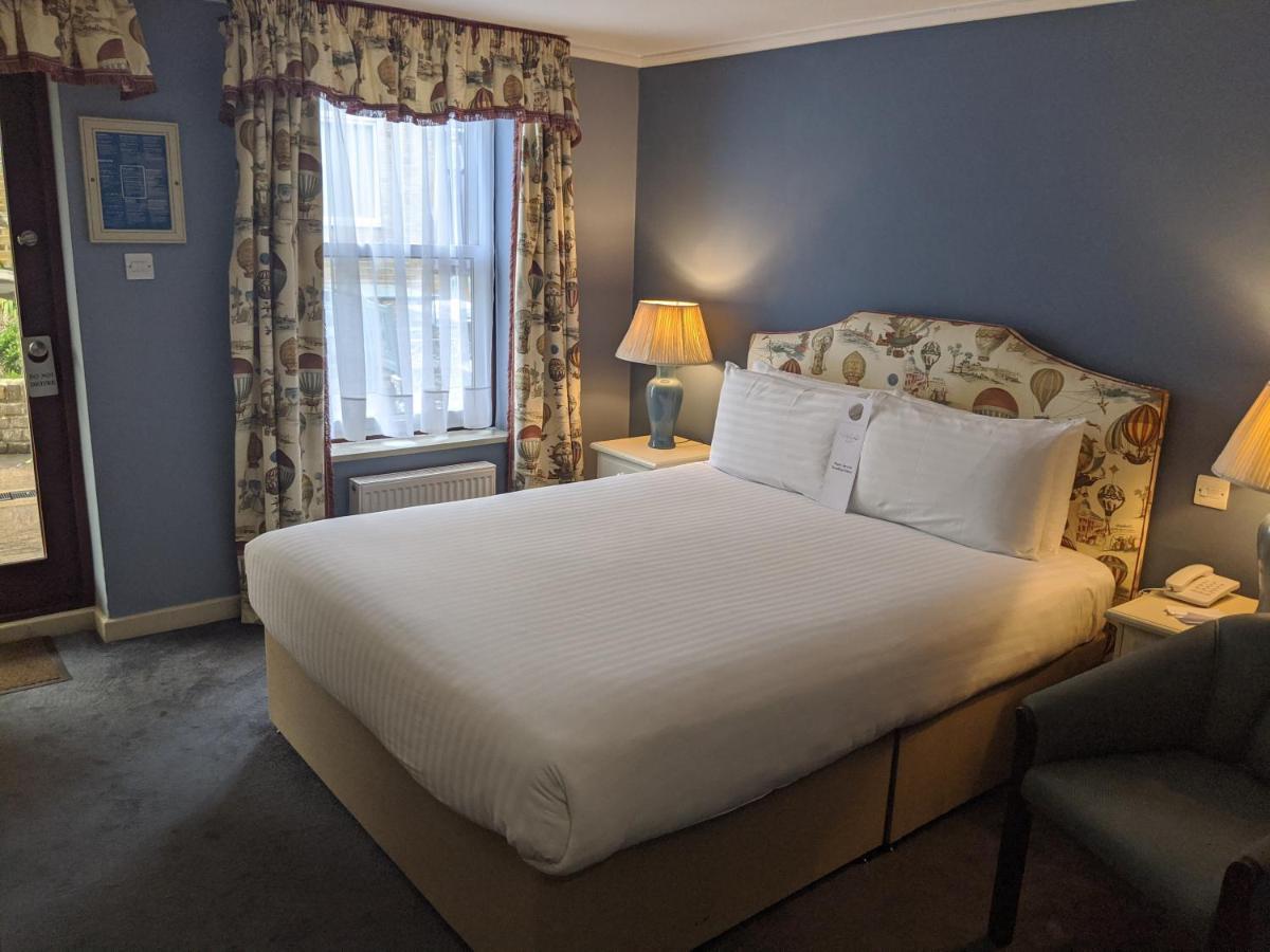 Cotswold 4*